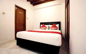 Oyo 146 Menteng Residence